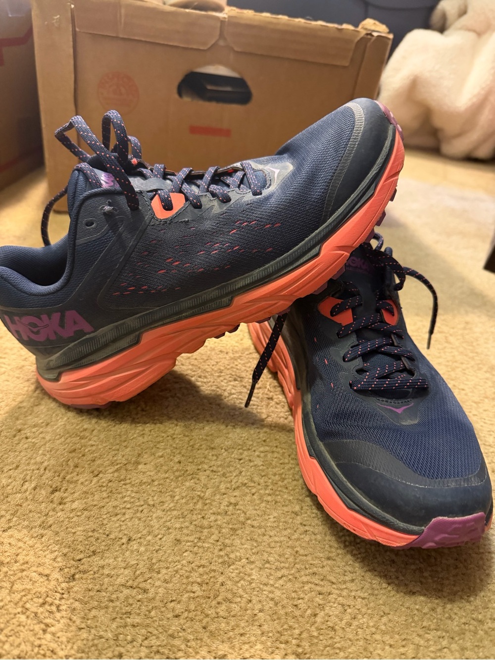 US Womens 9B. Hoka Challenger ATR 6 Trail Running Shoes. Gently used. No box - Picture 2 of 6